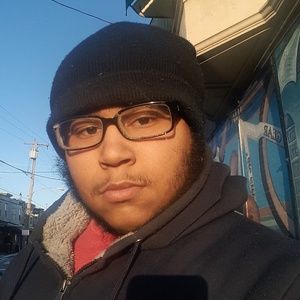 Meet your Posher, Almando